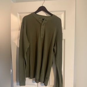 MOUNTAIN KHAKI GREEN HENLEY • XXL